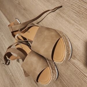 Soda Tan Espadrille Sandals